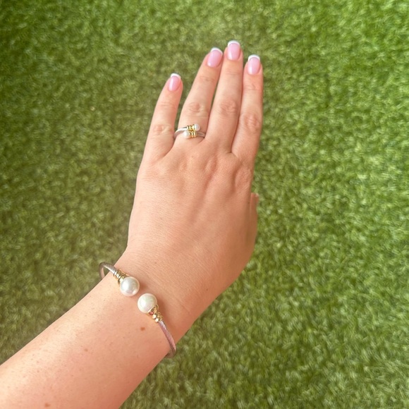 Silver Cable Wire Jewelry Set – Pearl Bracelet, Hoop Earrings & Ring - Picture 3 of 4